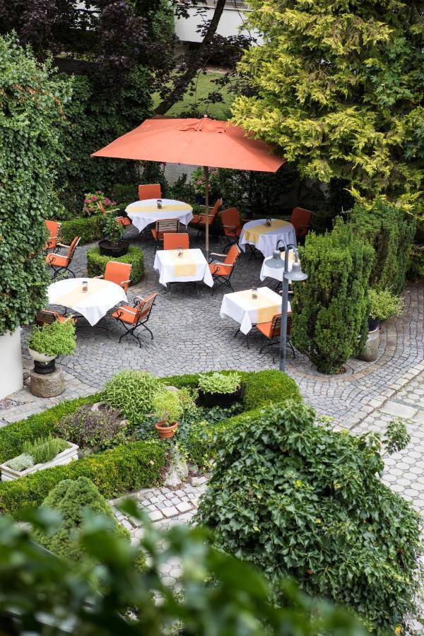 Simones Hotel Fuerstenhof Ландсхут Экстерьер фото