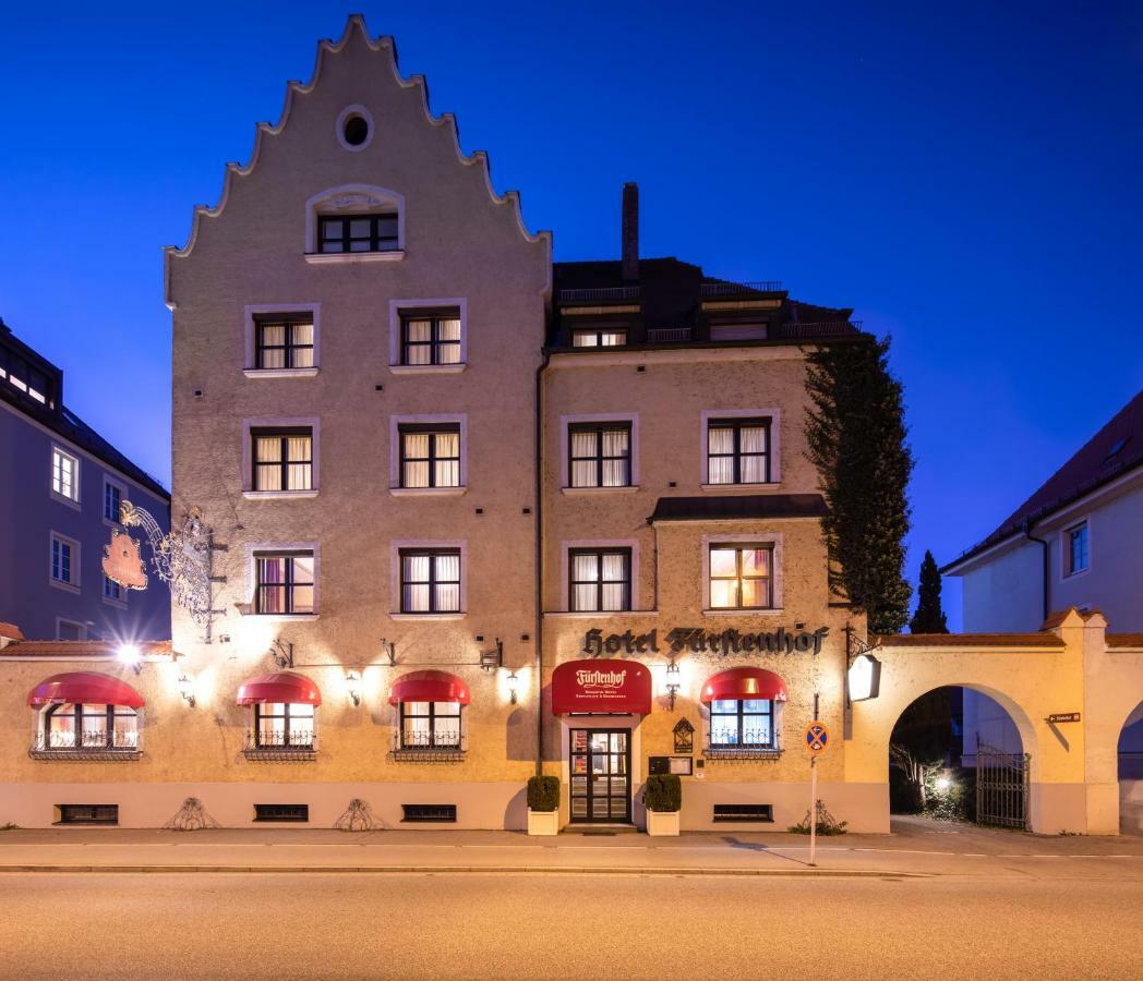 Simones Hotel Fuerstenhof Ландсхут Экстерьер фото